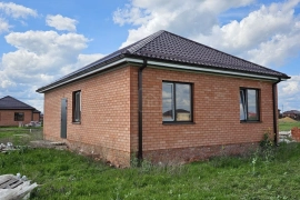 Есть газ, вода, свет, документы.