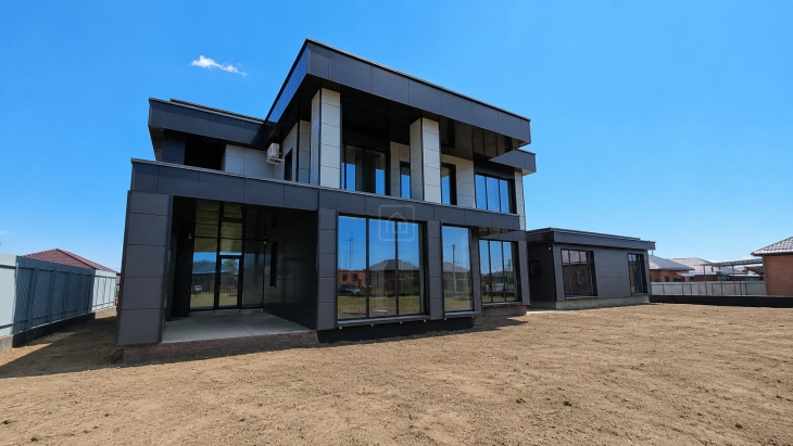Особняк 340 м² со СПА-комплексом на 20 сотках